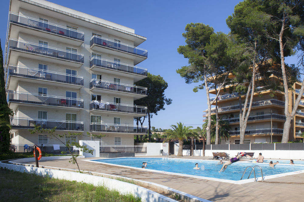 Apartamentos Intersalou Priorat Exterior photo